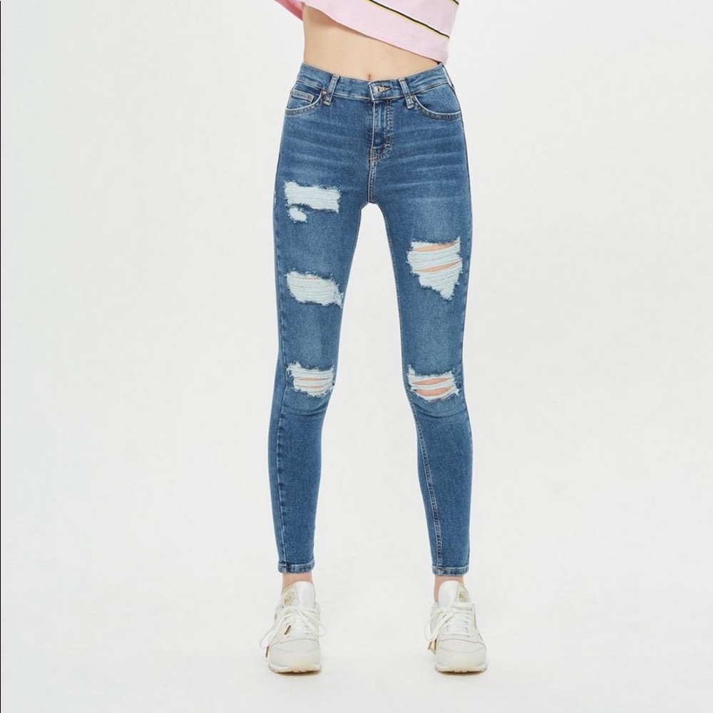 Topshop Super Ripped Distressed Jamie Jeans